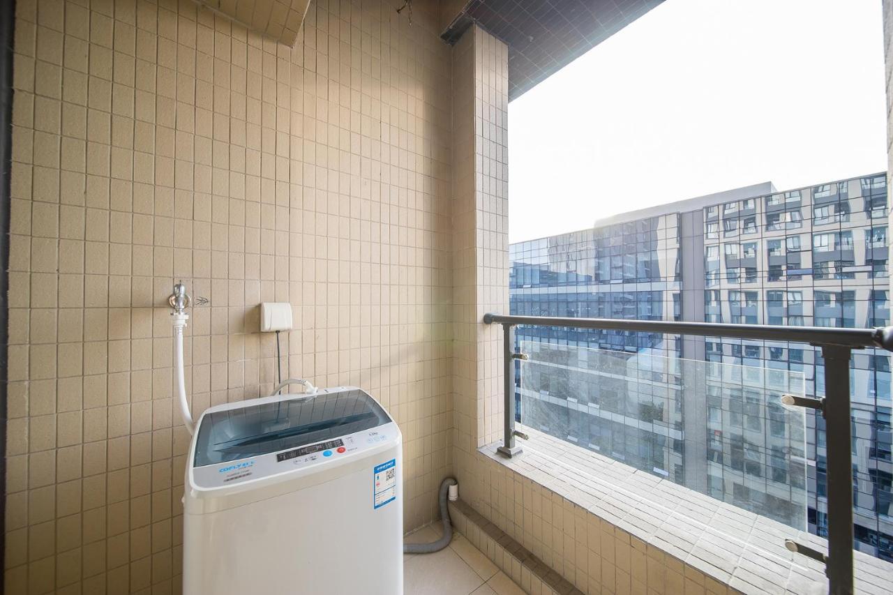 Guangzhou Laiste Aparthotel Science City Greenland Central Plaza Branch - Free Shuttle Bus To Canton Fair Complex During Canton Fair Period Kültér fotó